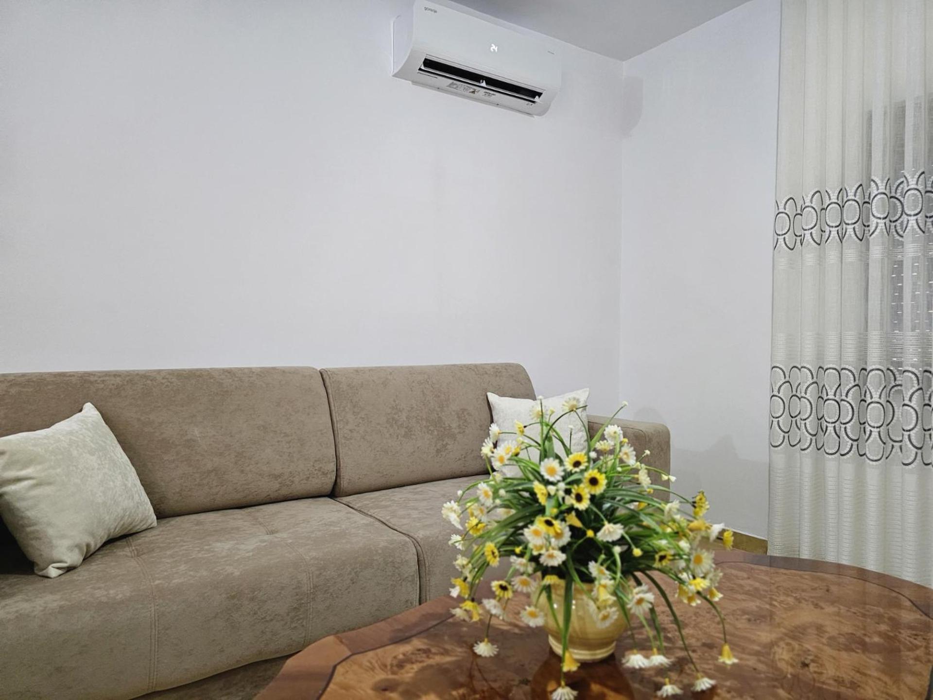 Diana'S Apartment Берат Екстериор снимка