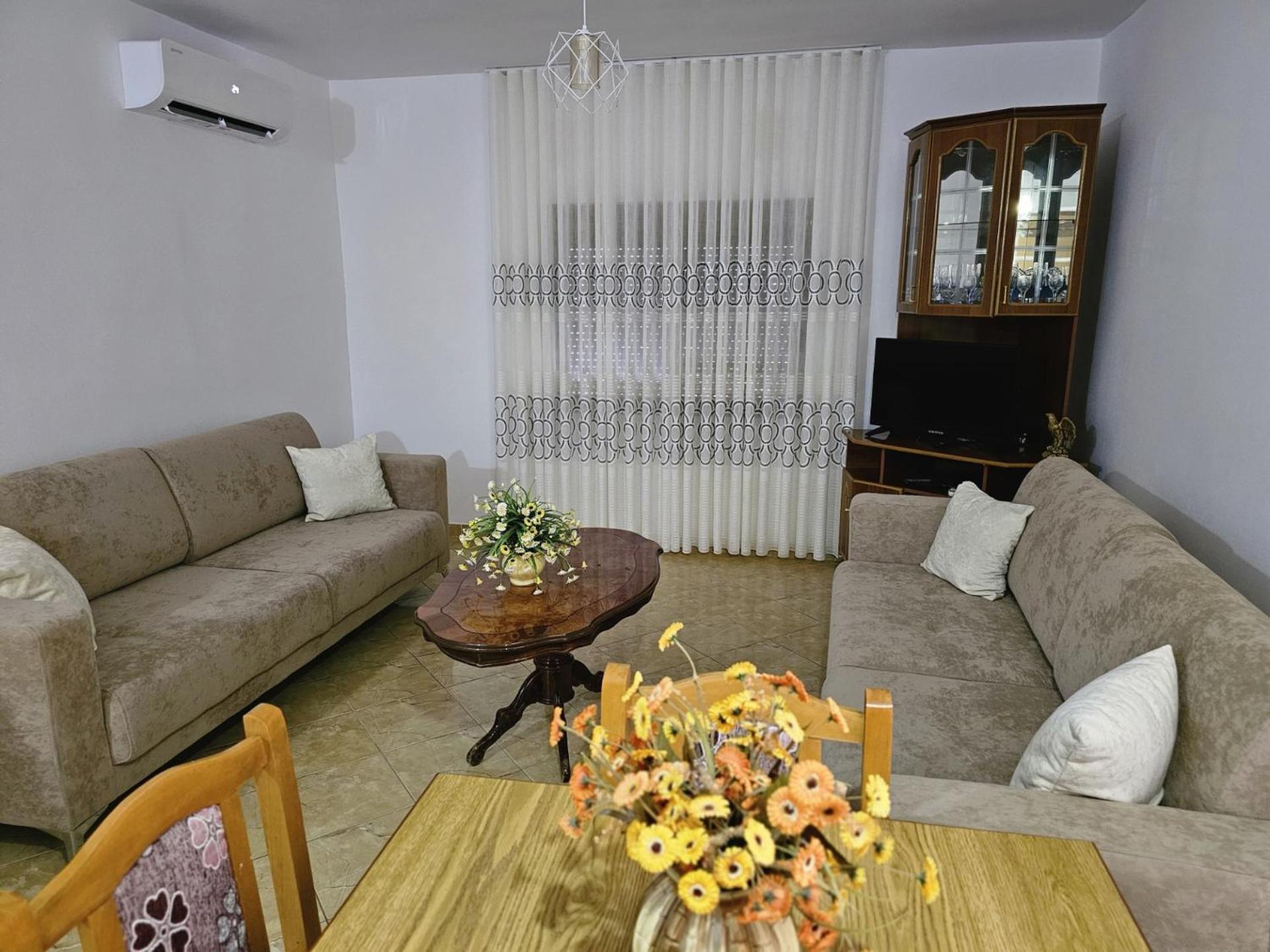 Diana'S Apartment Берат Екстериор снимка